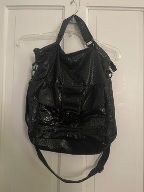 Kenneth Cole ReactionBlack Faux Snakeskin Shoulder Bag with Turn-Lock